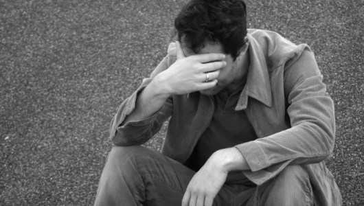 BAJO VALOR SÓLIDO + IMPLICADO EMOCIONALMENTE = DESASTRE